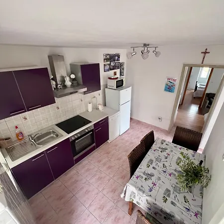 Tudor Nikola Hvar Town