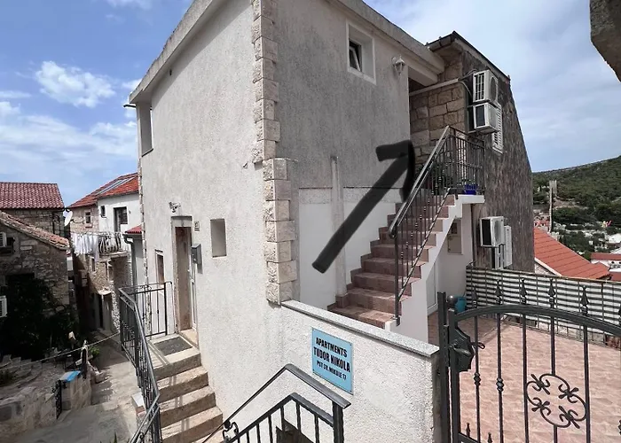 Apartamento Tudor Nikola Hvar Town